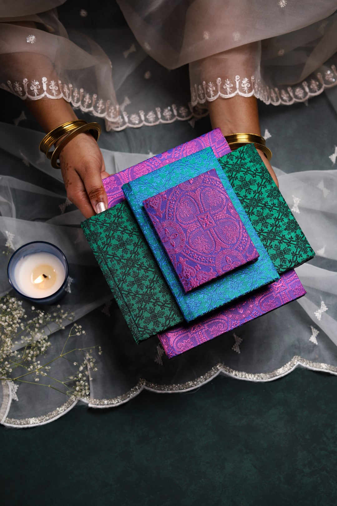 blue-pine-arts-handmade-sketchbooks-artisanal-fabric-hand-bound-watercolor-journal-handcrafted-banarasi-silk-brocade-sketch-book-combo-9428.jpg